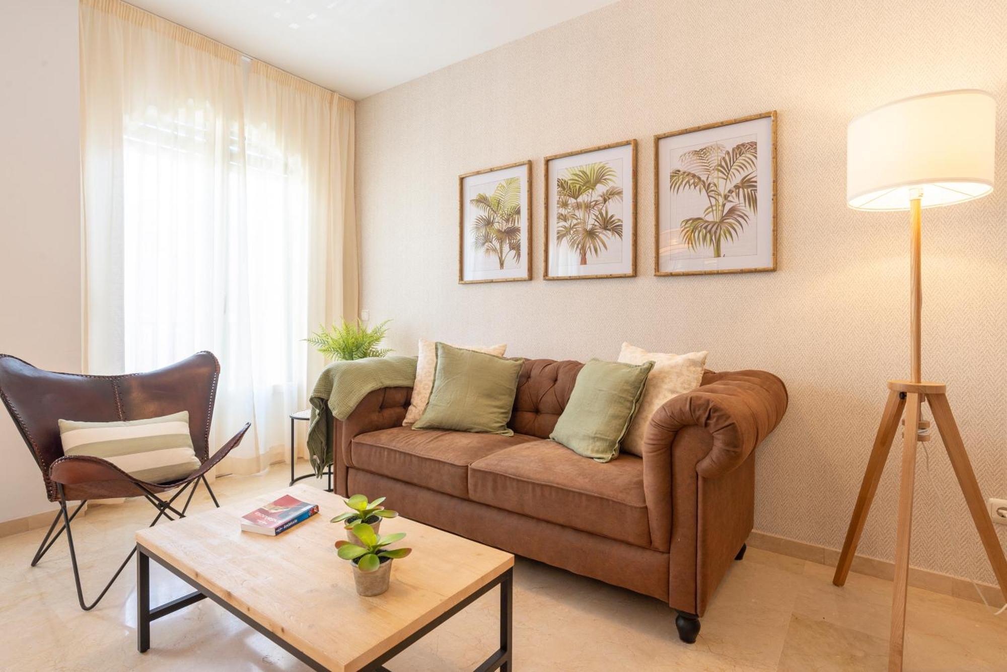 Apartment & Pool In Malaga City Center Kültér fotó