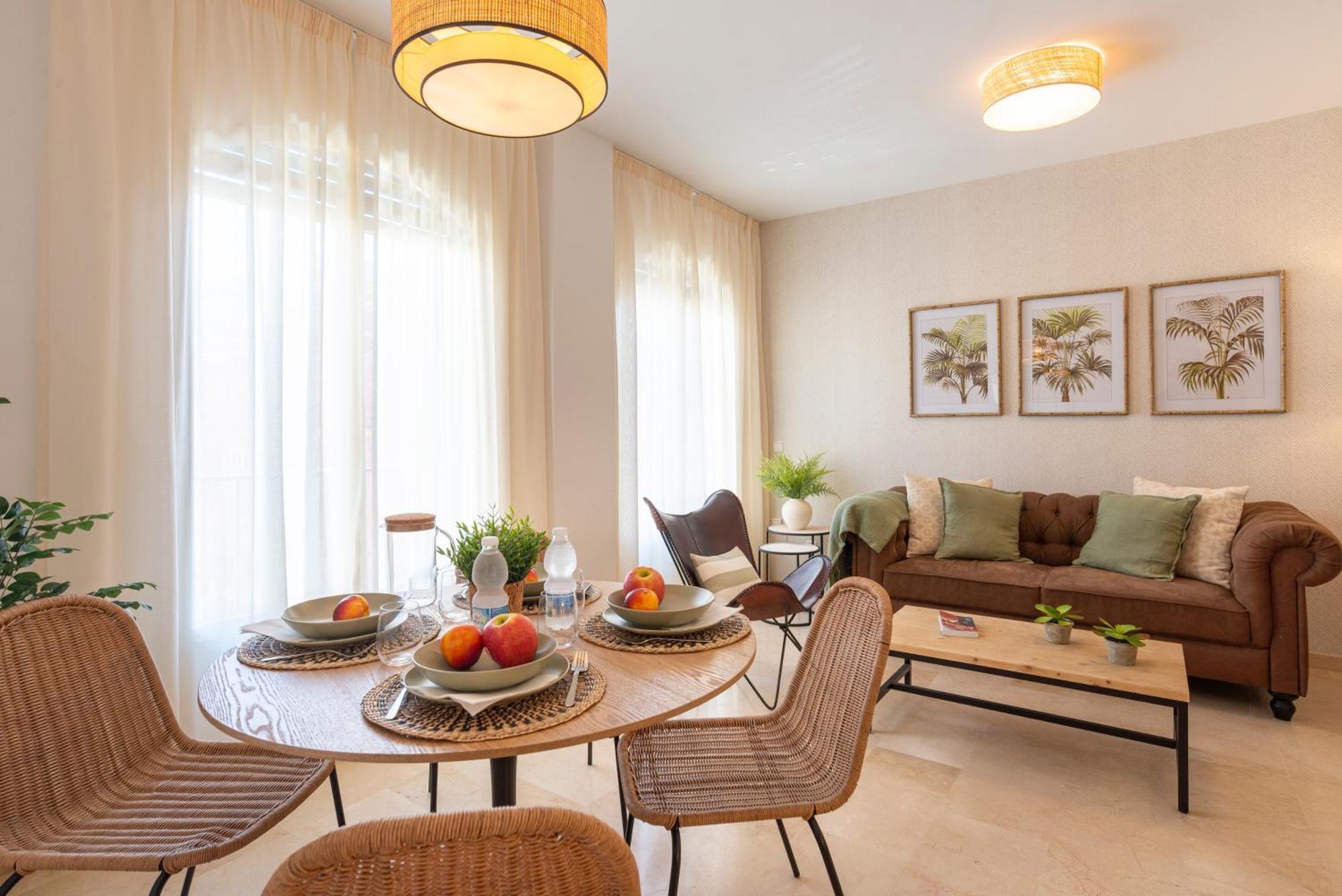 Apartment & Pool In Malaga City Center Kültér fotó
